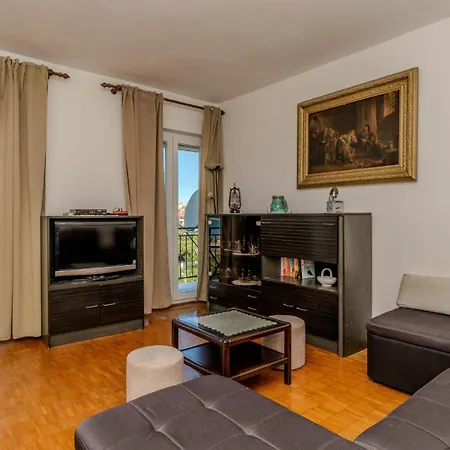 Vj By Guide Apartman Crikvenica