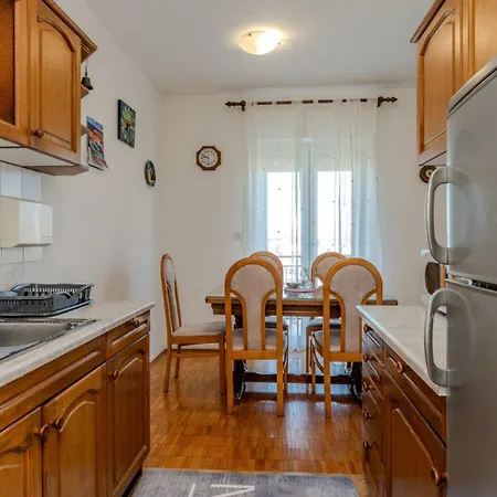 Apartman Vj By Guide Crikvenica